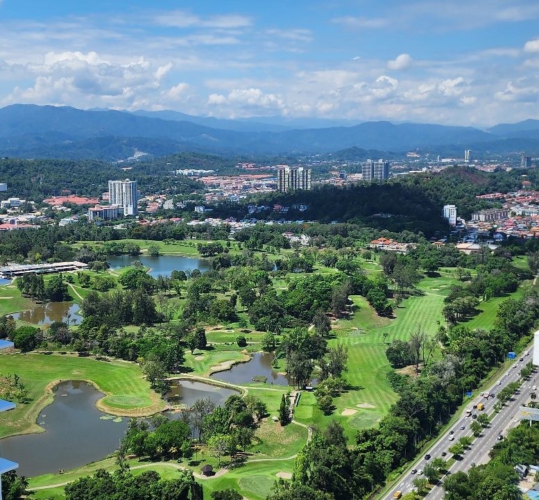 b6ea6638-0e2c-41e8-8263-4030d36b1e9d