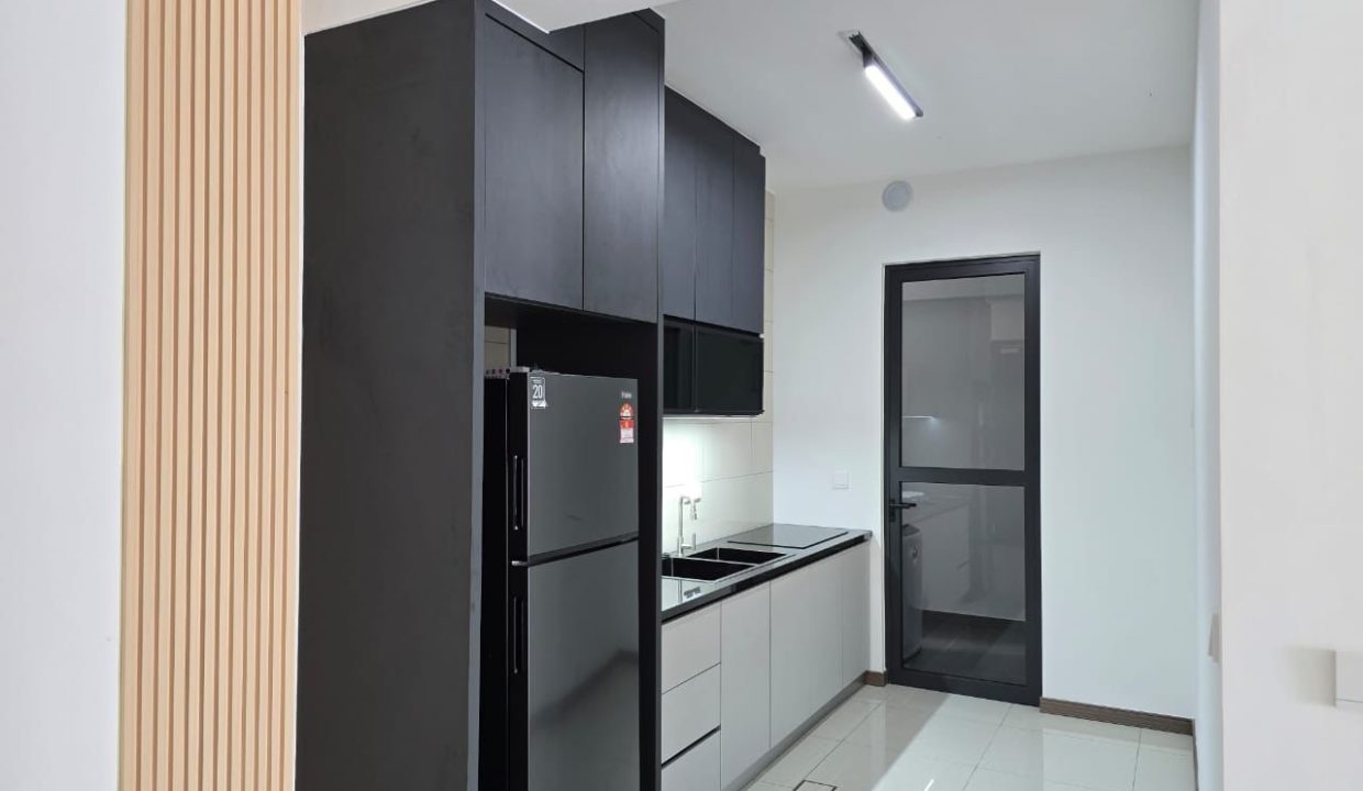 bb233e11-59fb-4050-9526-4bd68bbceb56