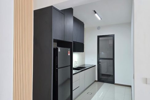 bb233e11-59fb-4050-9526-4bd68bbceb56