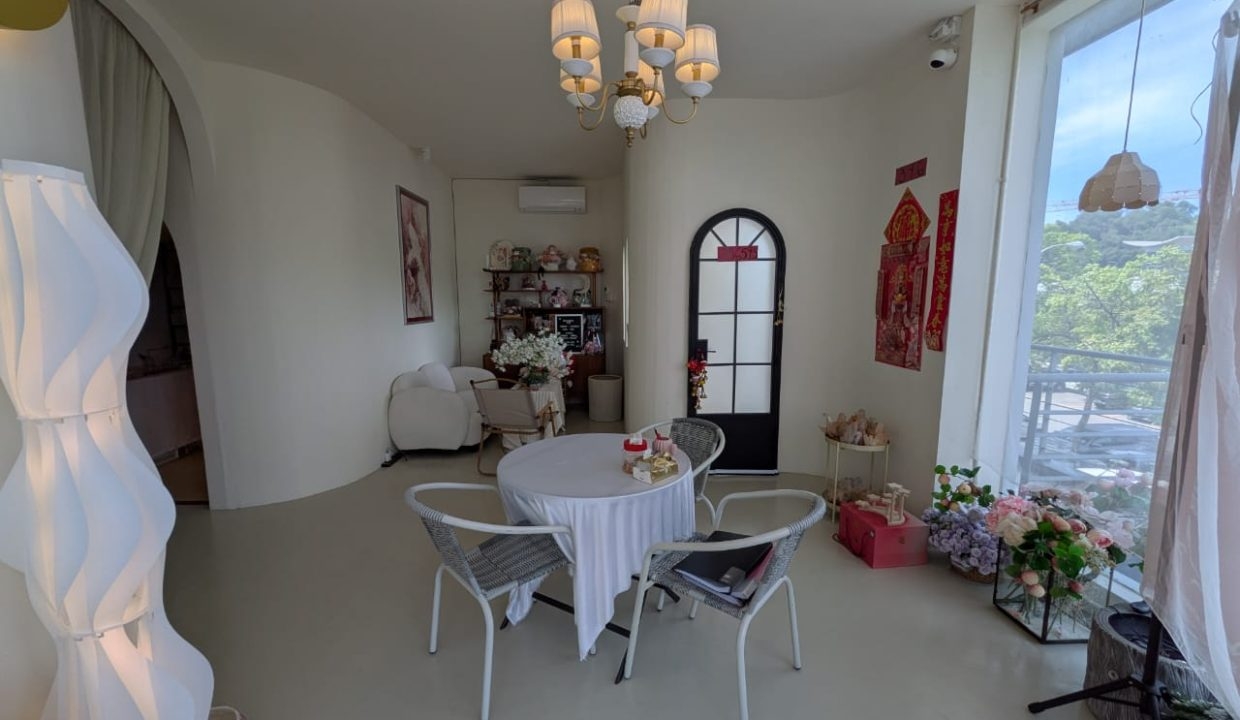 faa98817-04e1-404d-bfe8-0f96ff78e0ec