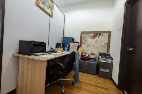 056b53a0-c916-4e37-a2ca-3c8bf1349e53