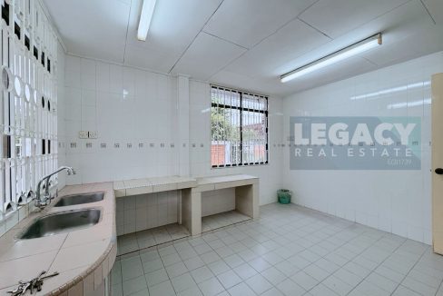 05bfe990-db0c-468f-a33c-c44e0863b7cf