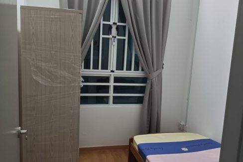 074dc983-9e52-452d-8def-ad580bccadc7