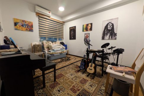 24b6ed3f-f6d1-4731-8481-17f3b7ce720b