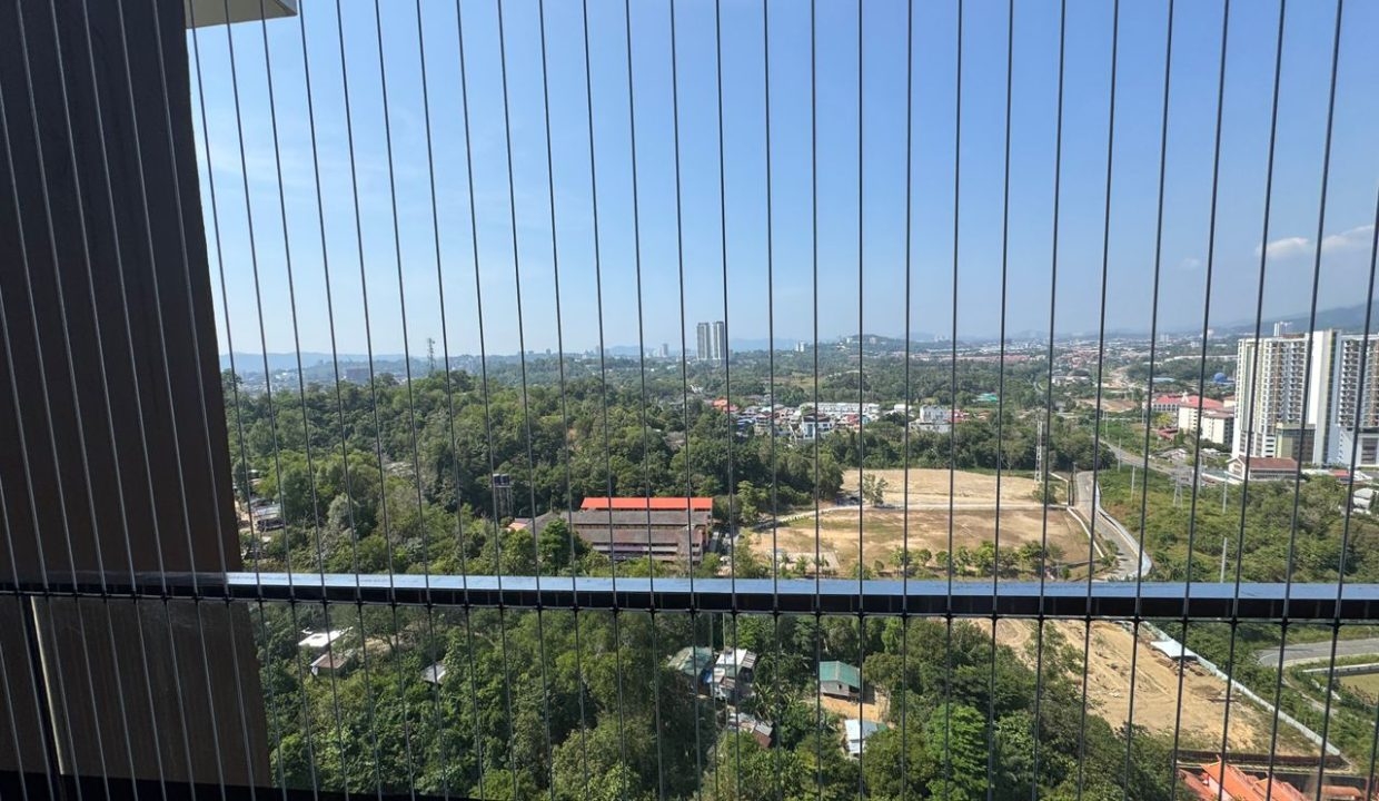 3700e1ff-0750-4858-bbd7-89c98fc7342e