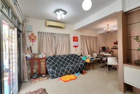 37148626-9440-434f-a743-0d50feb0cdd5