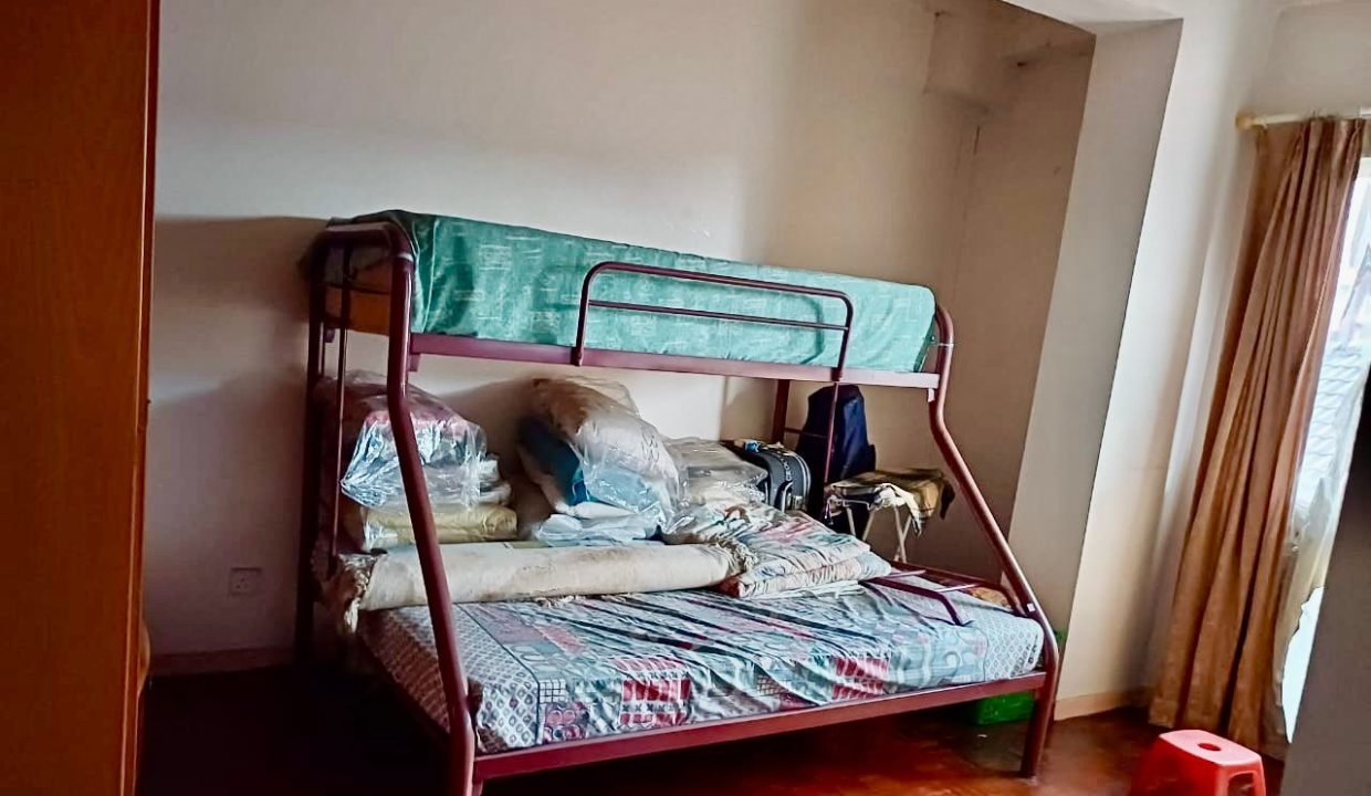 389ed923-cde3-4c74-ac60-102724122a81