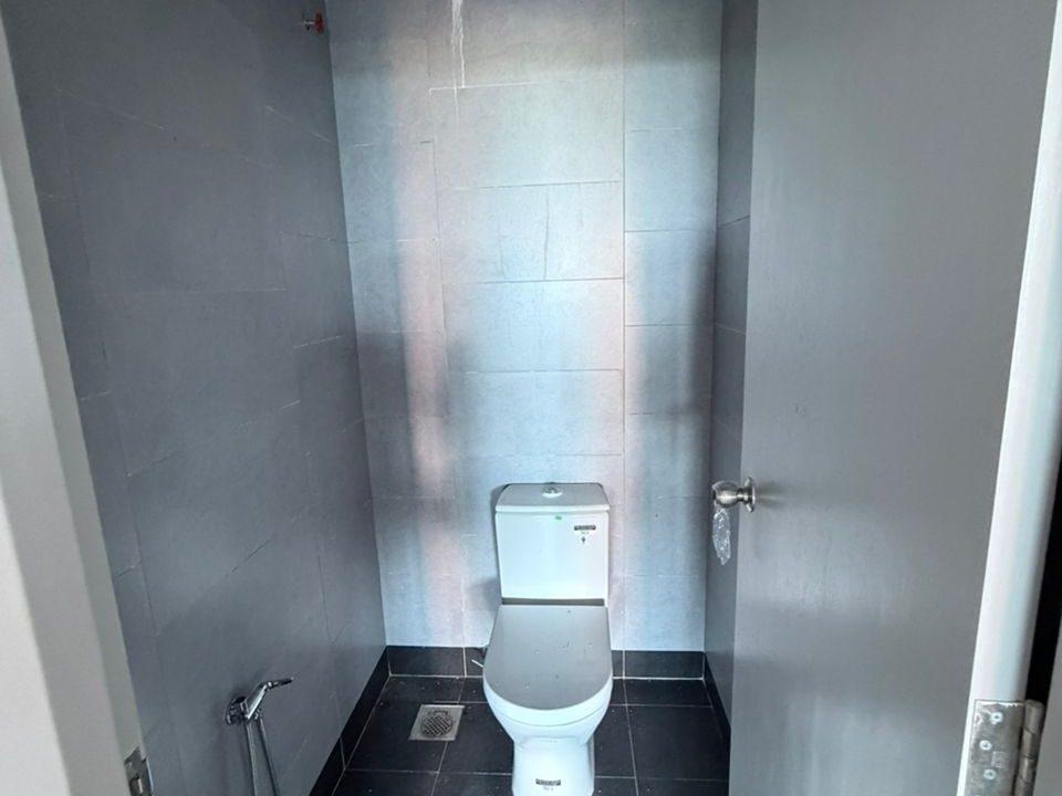 3b81280d-0a39-4f1e-9317-a9a28657f31a