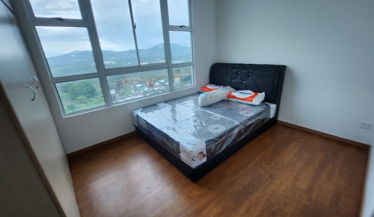 3edeeb8f-46e1-43f2-a41e-fbee18853e3b