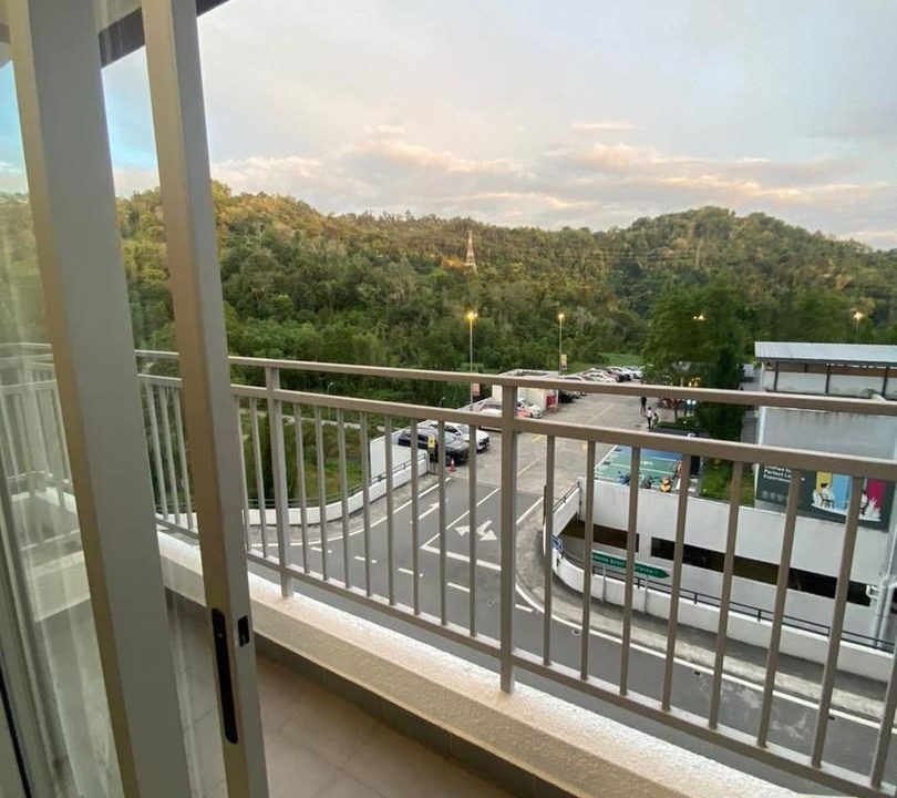 4c503e5a-8c8d-4e62-bea1-b36b75f0e7f7