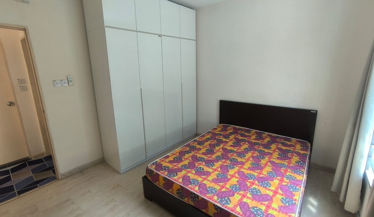 8de0a80c-60ac-4f72-a97d-ad3c0fcc3d20