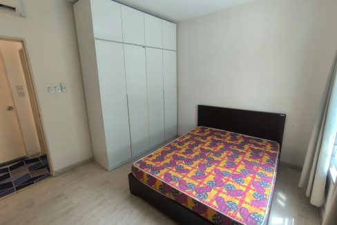 8de0a80c-60ac-4f72-a97d-ad3c0fcc3d20