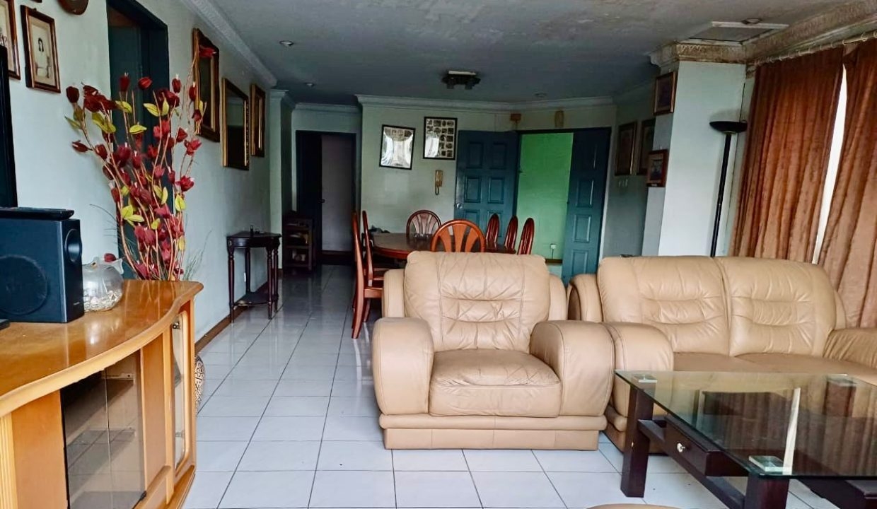 92656114-e1e4-4353-8c61-a761033494f5