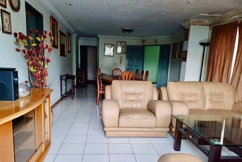 92656114-e1e4-4353-8c61-a761033494f5