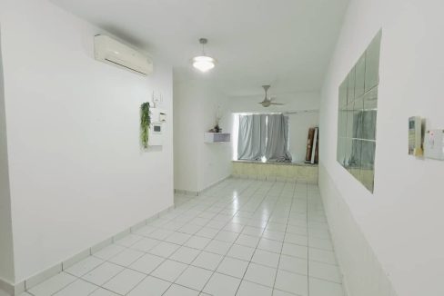 ad7775e6-2541-45e0-8358-11c9723f979e