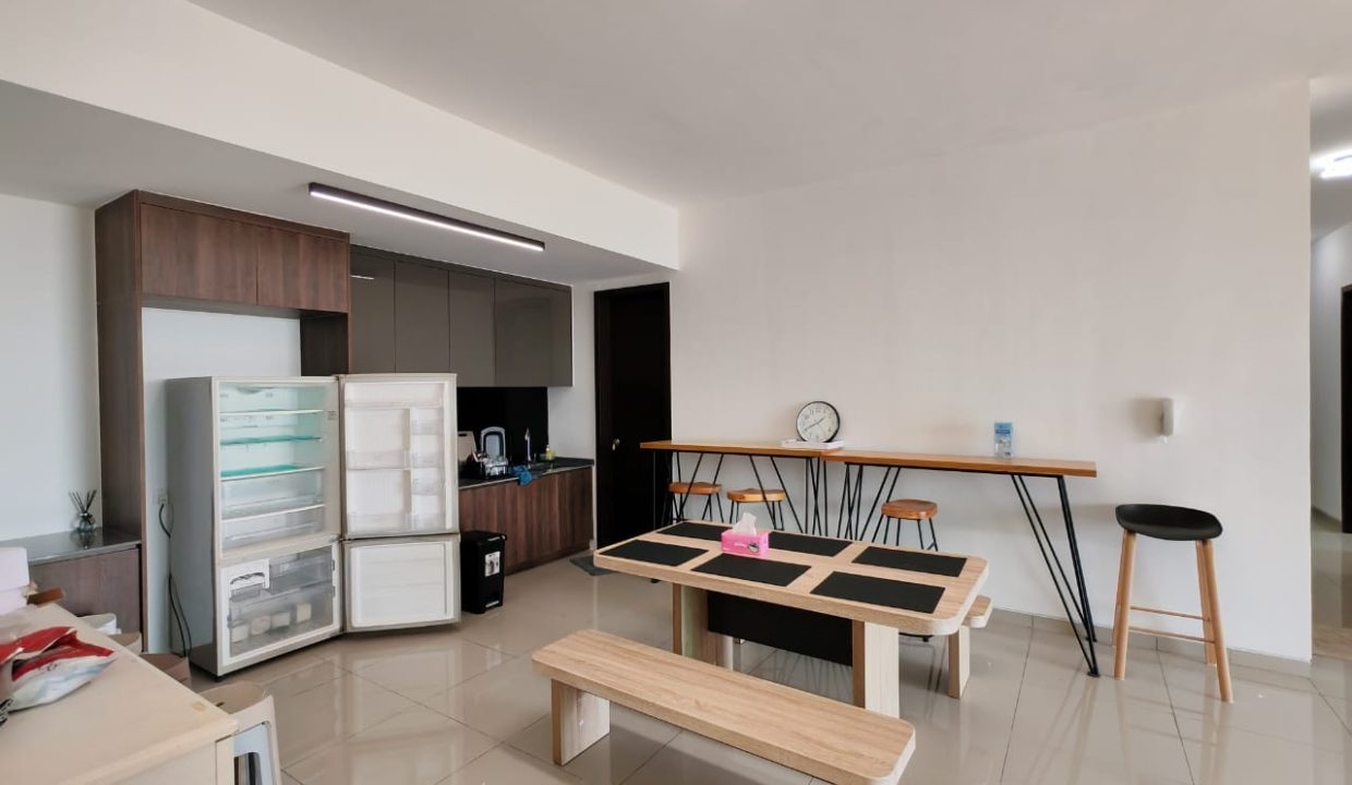 ada43f29-6a27-4ea1-bc2c-42bf4f000ef3