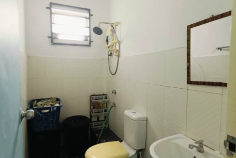 b2fb4b34-76b2-4f40-bca1-fdff1c2ba0e8