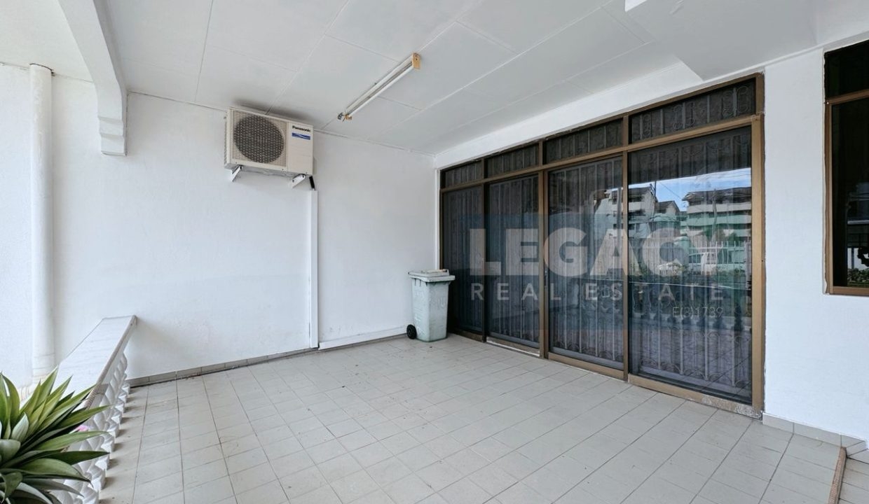 b361ad9c-bd9d-4204-84b2-b61b308edce5