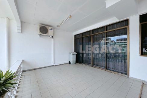 b361ad9c-bd9d-4204-84b2-b61b308edce5