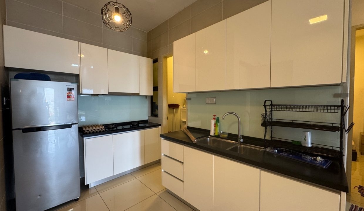 b4946f34-d416-4b08-8548-cfe139303d6d