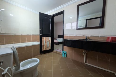 c0f92009-2162-4366-a9a5-170eb9a37662