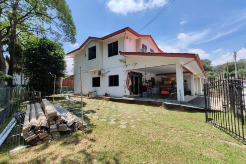 c896256b-b66f-4a99-822e-37774661c728