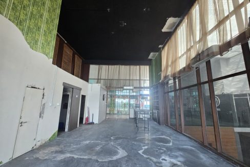 d87692f5-f3a7-4bed-aec0-b00ab7de1e9e