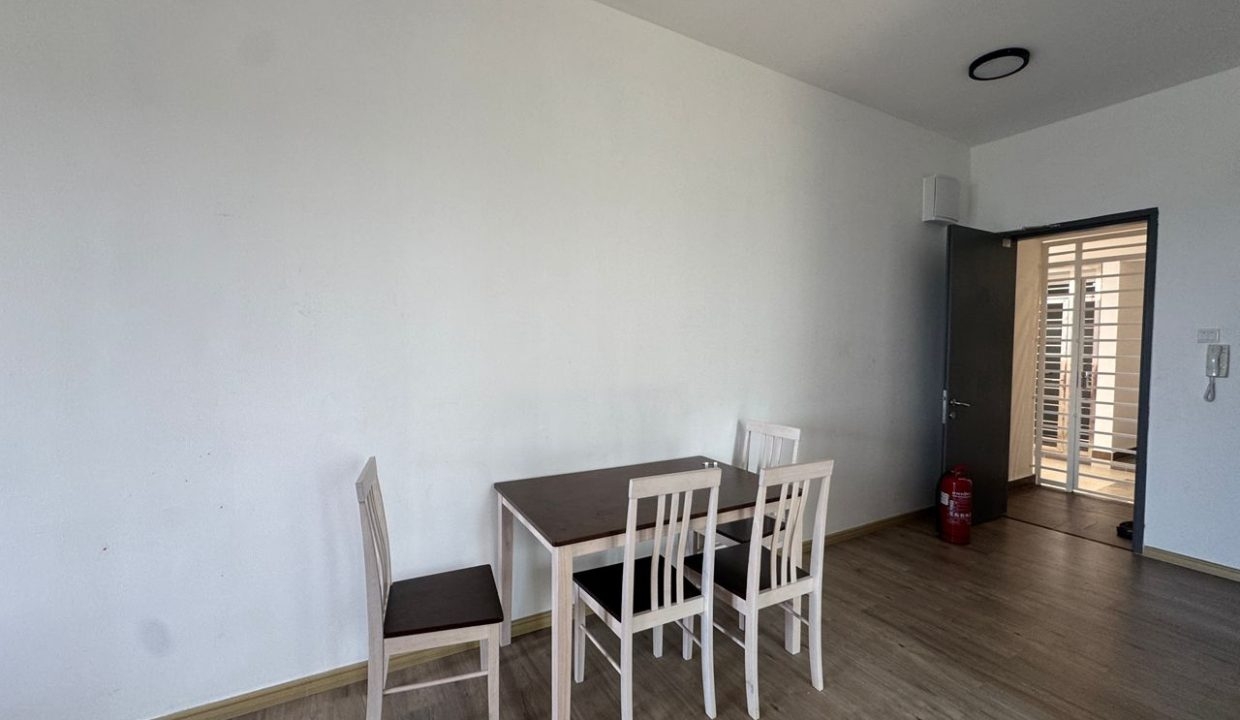 e76a844f-c352-4dee-a7ab-505bf683a71e