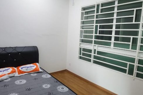 e79c8449-e12f-4b66-8925-0d3ea1f845ec