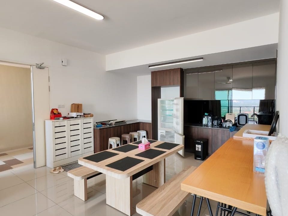 e8b5e7ed-a21a-4787-ab0b-21f151c26cc9