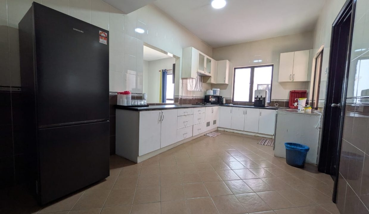 ee5513c7-2f21-405a-b380-7021fe280250