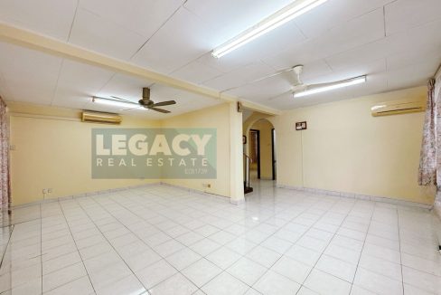 f05f9748-7b0e-47de-bcfe-8a2ca39676d9