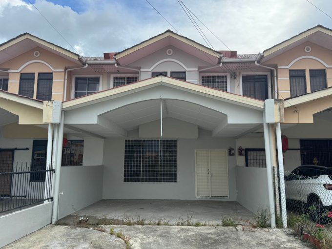 Taman Kobusak Villa | Newly Painting