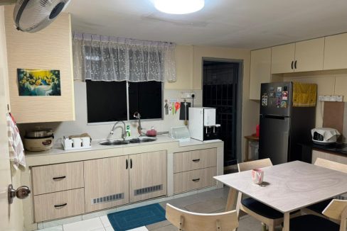 8deed9f9-0578-4f8a-89f6-57a9109c9ba2