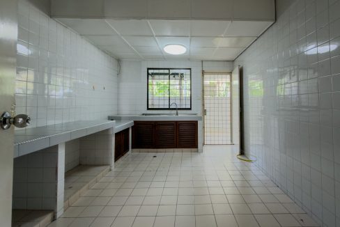 Taman Pelangi - Yeoh
