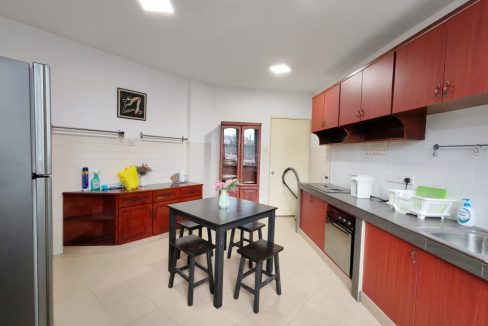 6cac8aed-c635-4bc3-bd9b-f6574ddaf3de