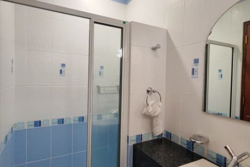 940a40ea-fb20-4d1f-aae2-5f2570744d4d