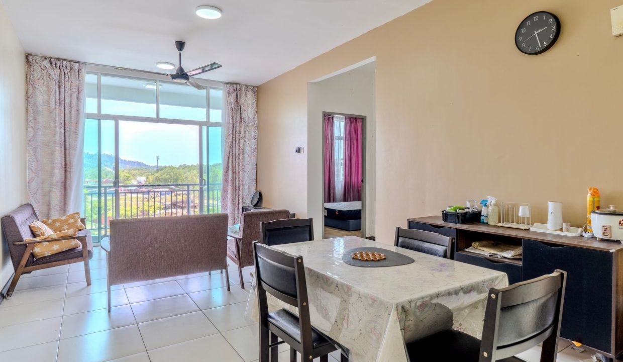 E Residence - Yeoh