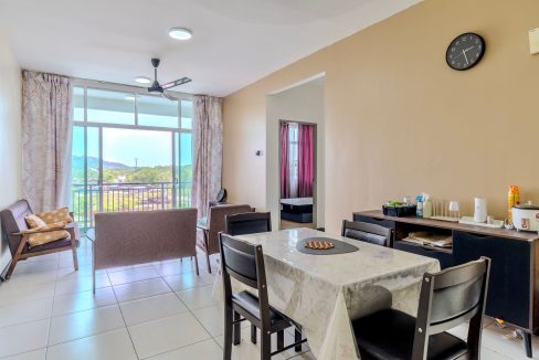 E Residence - Yeoh