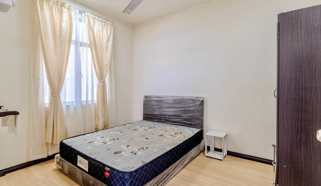 E Residence - Yeoh