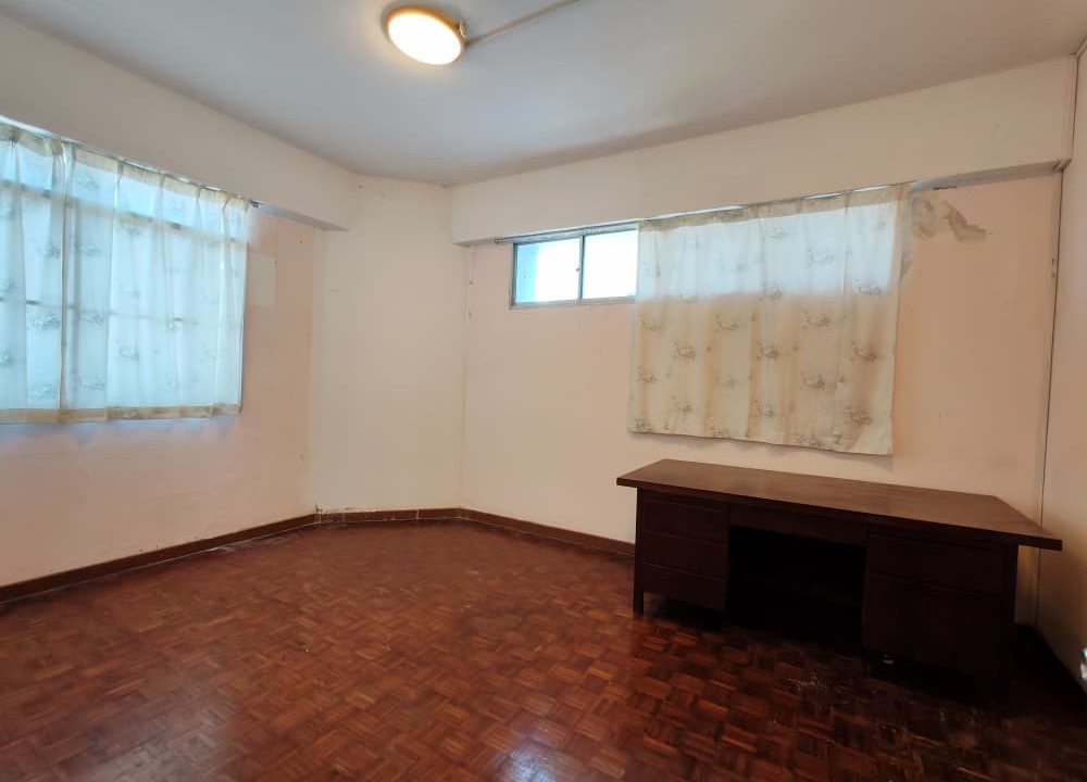 bfde38b7-6da7-46df-be29-a04302580929