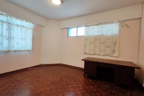 bfde38b7-6da7-46df-be29-a04302580929