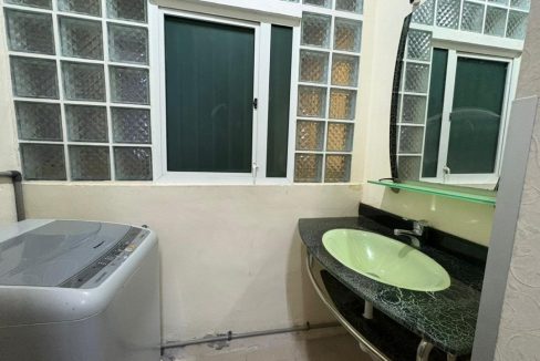 f6aaa960-f72d-4ca2-ae10-0e381e5e8529