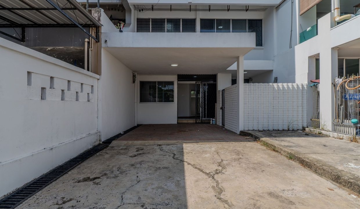 Reservoir Garden 63- Yeoh