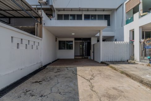Reservoir Garden 63- Yeoh