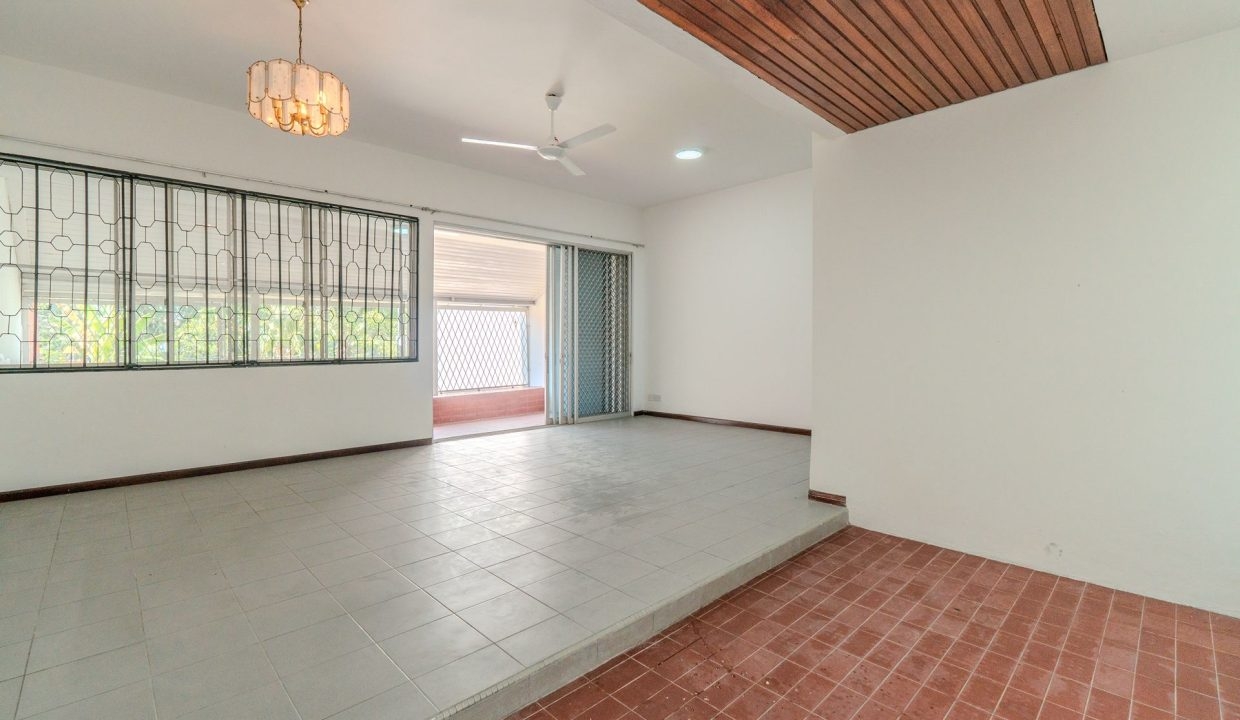 Reservoir Garden 63- Yeoh
