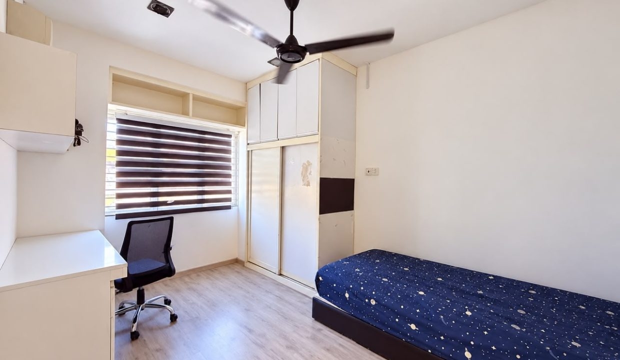 ff980c98-451e-478e-b0ce-dade221633de