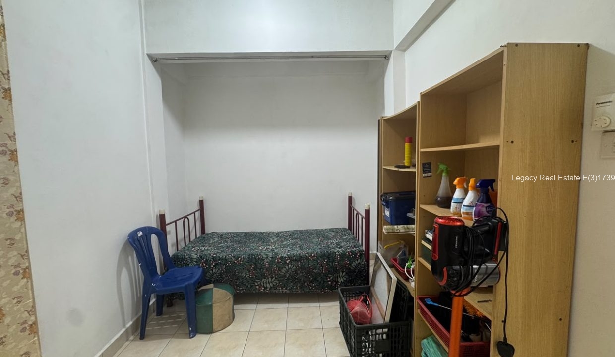 5bef7cfe-fc9e-47b9-ba69-8c52a15a7b31
