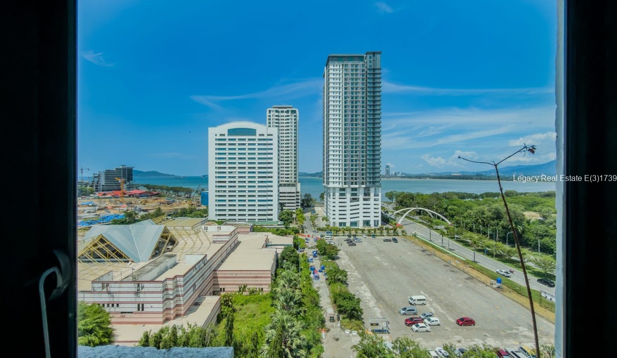 Likas Square - Yeoh-1004